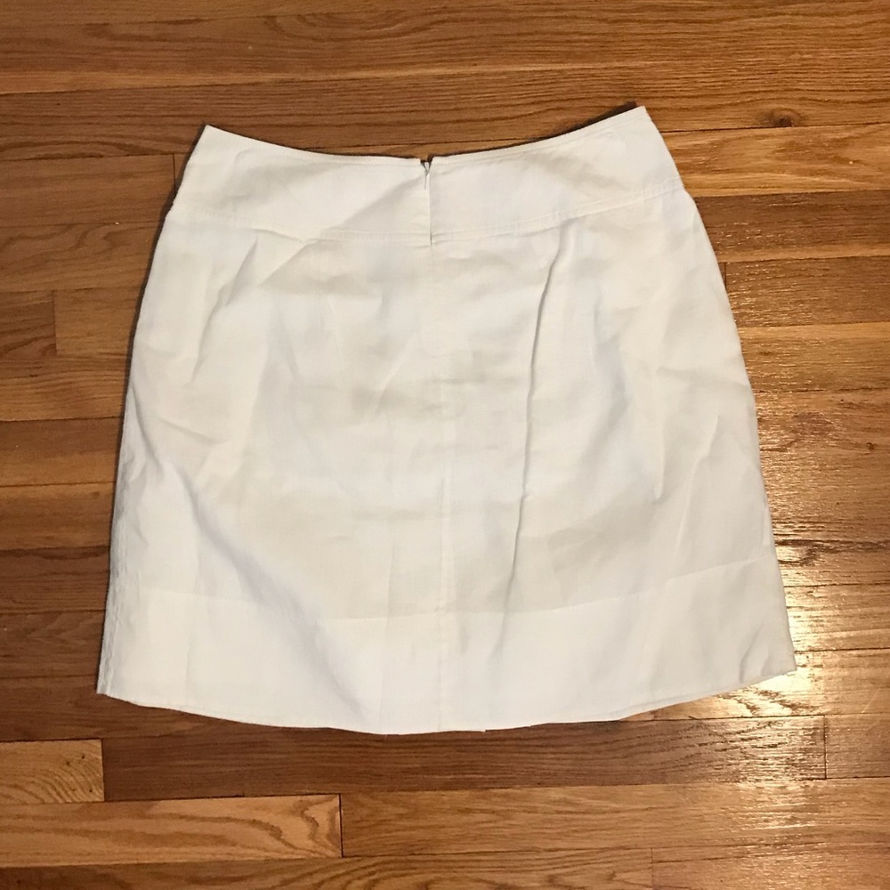 *DONATING 8/17* Banana Republic White Linen Skirt - Picture 5 of 5
